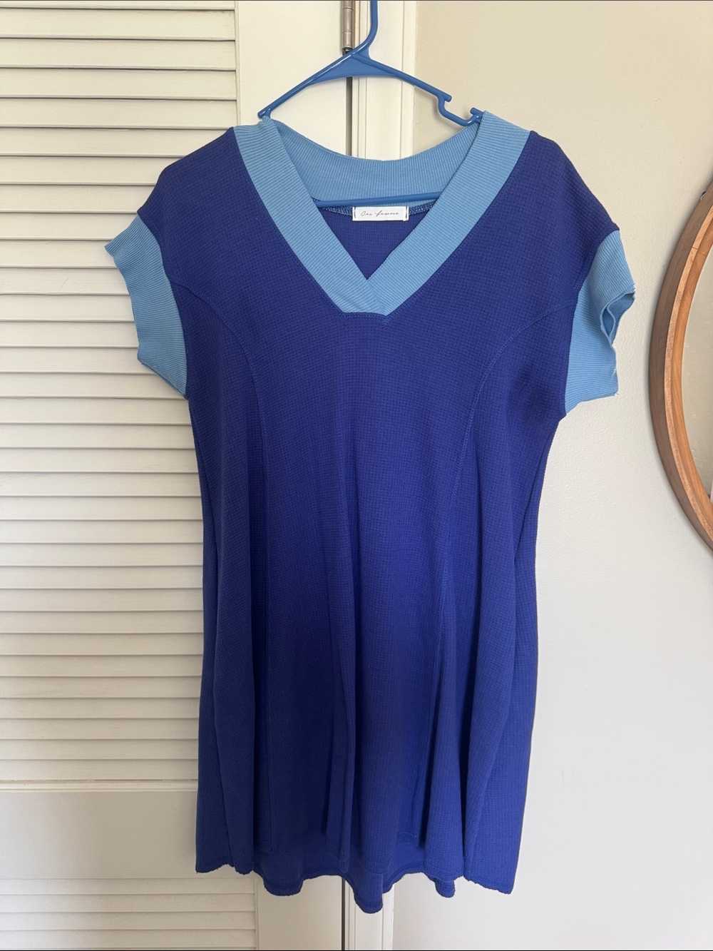 Ces Femme Two-Tone Blue V-Neck Midi Dress